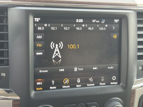 Used 2018 RAM 3500 Laramie w/ Convenience Group AWD/4WD image 28