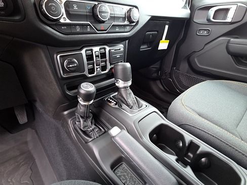 New 2026 Jeep Wrangler Unlimited Sport image 17