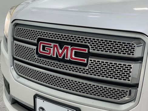 Used 2016 GMC Acadia Denali image 40