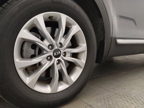 Used 2021 Kia Telluride LX image 31