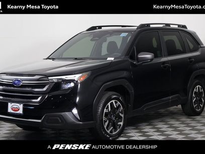 Used 2025 Subaru Forester Premium w/ Convenience Package #1