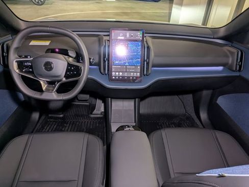 New 2026 Volvo EX30 Ultra w/ Protection Package Premier image 22