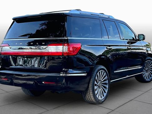 Used 2019 Lincoln Navigator Reserve AWD/4WD image 13