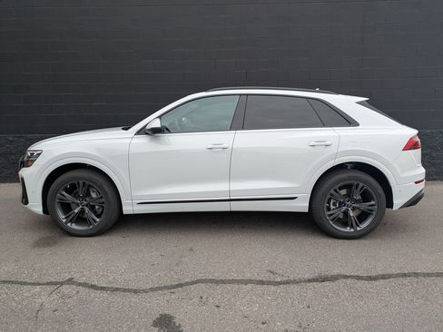 New 2026 Audi Q8 Premium image 8