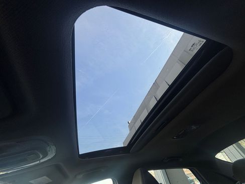 Used 2025 Hyundai Elantra SEL image 29