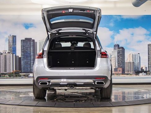 Certified 2025 Mercedes-Benz GLE 450 4MATIC image 12