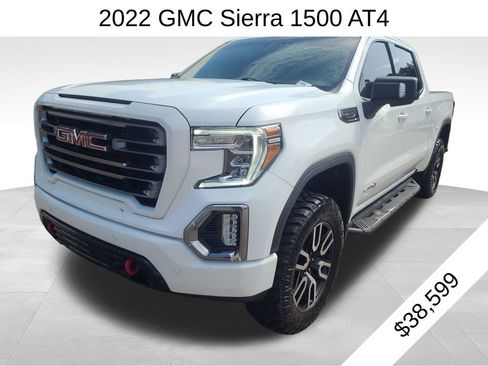 Used 2022 GMC Sierra 1500 AT4 w/ AT4 Preferred Package AWD/4WD image 2