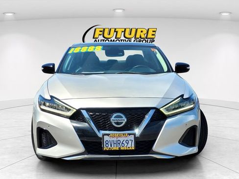Used 2020 Nissan Maxima 3.5 SL w/ Floor Mat Group FWD image 2