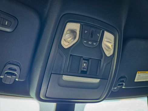 Used 2020 RAM 1500 Big Horn AWD/4WD image 31