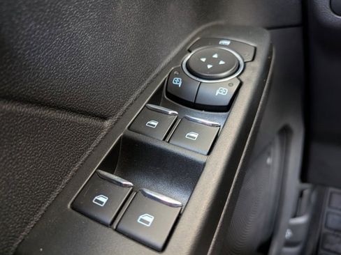 Certified 2022 Ford Escape S image 19