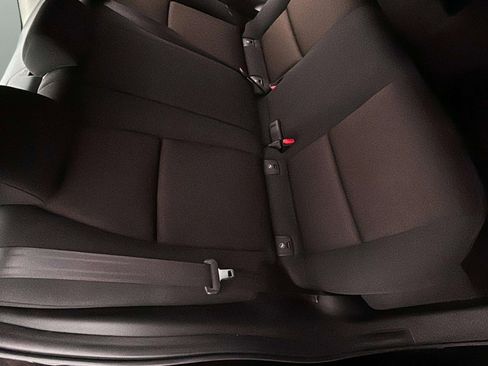 Used 2021 MAZDA MAZDA3 s image 34