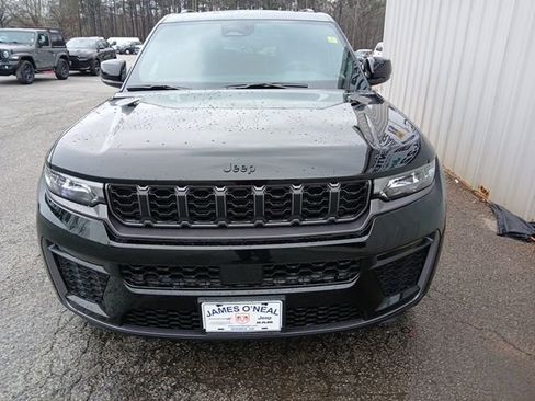 New 2026 Jeep Grand Cherokee Limited image 8