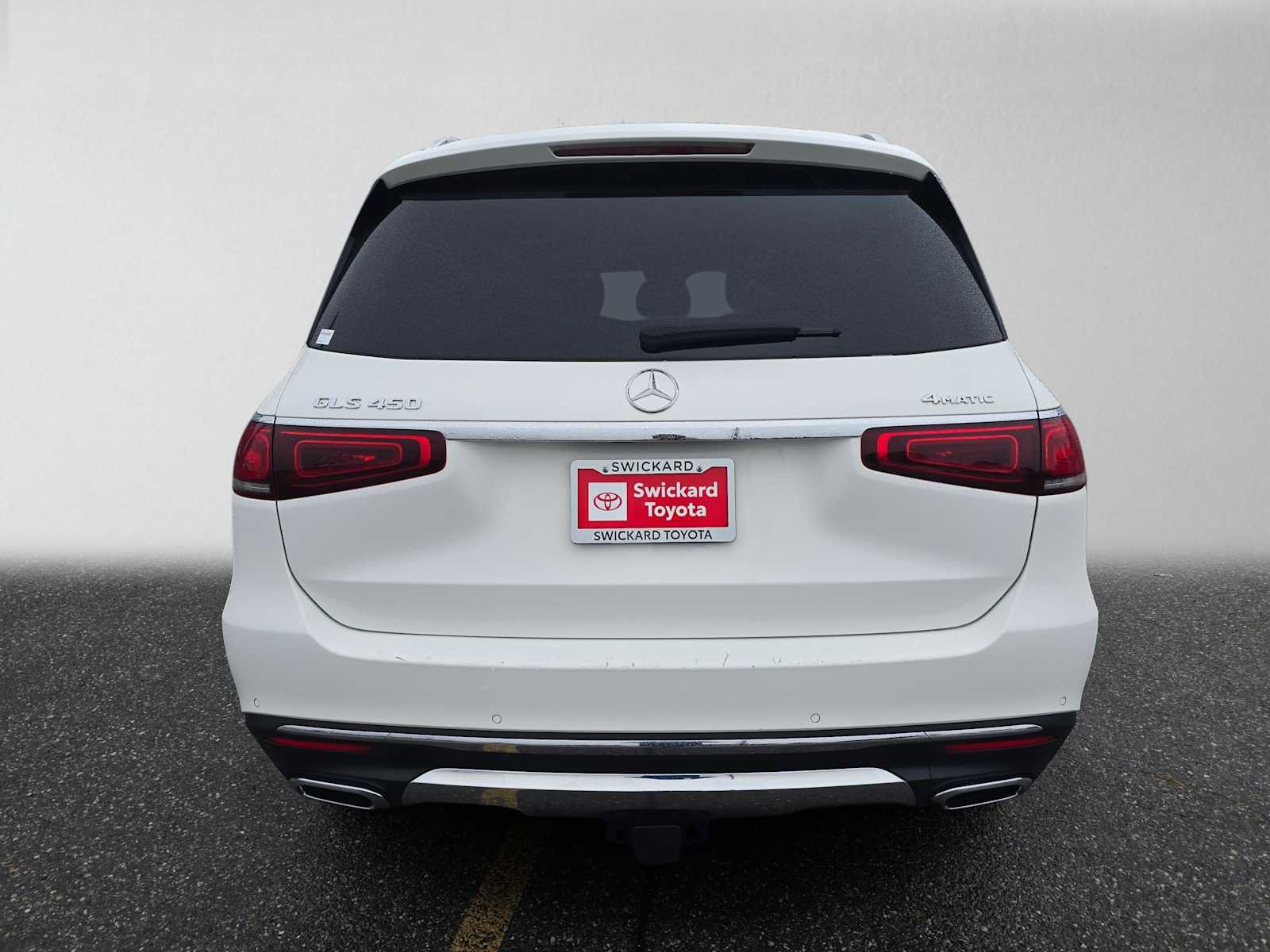 Used 2021 Mercedes-Benz GLS 450 4MATIC image 4