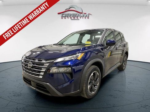 Used 2025 Nissan Rogue SV AWD/4WD image 4