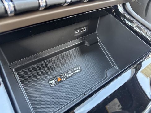 New 2026 GMC Yukon Elevation RWD image 23