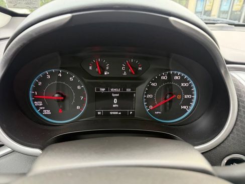 Used 2020 Chevrolet Malibu LS image 21