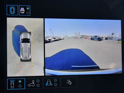 Used 2025 GMC Acadia Elevation image 22