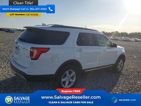 Used 2017 Ford Explorer XLT w/ Equipment Group 202A AWD/4WD image 4