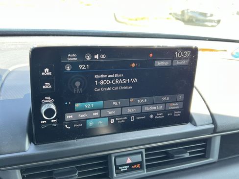 Used 2025 Honda Pilot TrailSport image 19