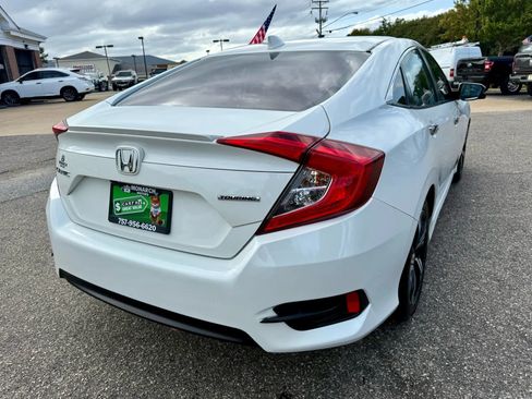 Used 2016 Honda Civic Touring image 5