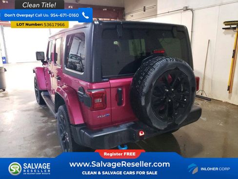 Used 2022 Jeep Wrangler Unlimited Sahara w/ Cold Weather Group AWD/4WD image 3