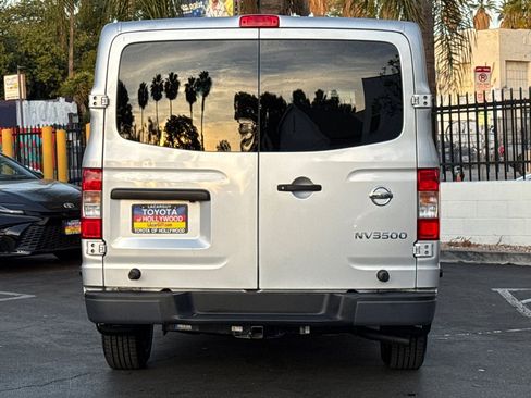 Used 2019 Nissan NV 3500 S image 4