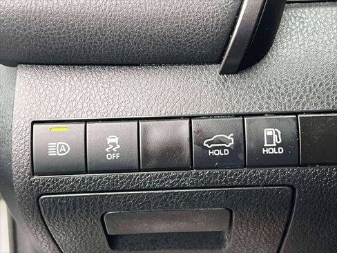 Certified 2023 Toyota Camry LE image 21