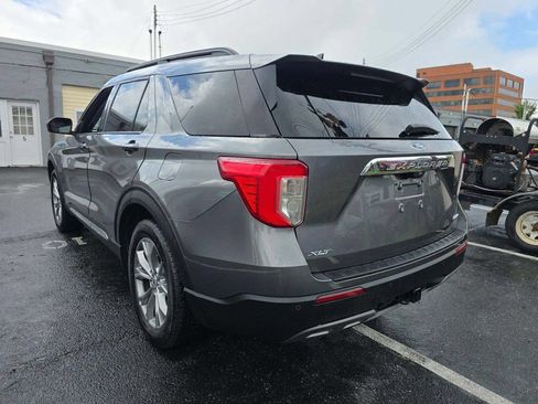 Used 2023 Ford Explorer XLT w/ Equipment Group 202A AWD/4WD image 9