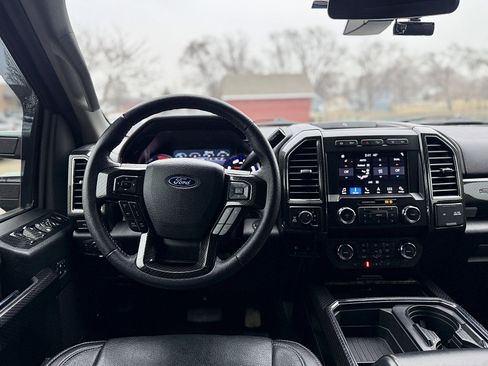 Used 2019 Ford F250 Lariat w/ Lariat Ultimate Package image 10