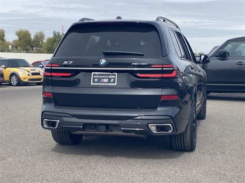 New 2025 BMW X7 xDrive40i w/ M Sport Package image 7