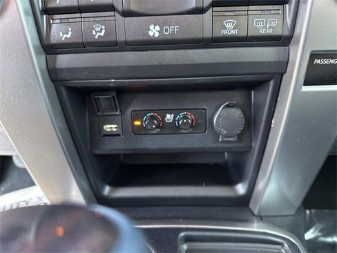 Used 2022 Toyota 4Runner Limited image 23