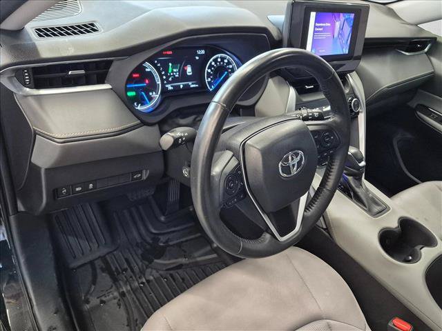 Used 2023 Toyota Venza LE AWD/4WD image 10