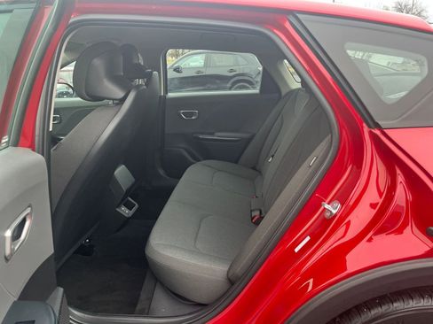 Used 2025 Kia K4 LXS image 25