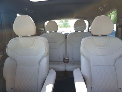 Used 2025 Volvo EX90 Ultra AWD/4WD image 25