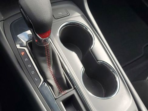 Certified 2024 Chevrolet Equinox RS image 28