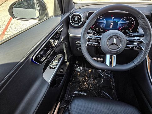 New 2025 Mercedes-Benz GLC 300 4MATIC image 29