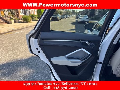 Used 2022 Audi Q3 2.0T Premium w/ Convenience Package image 24