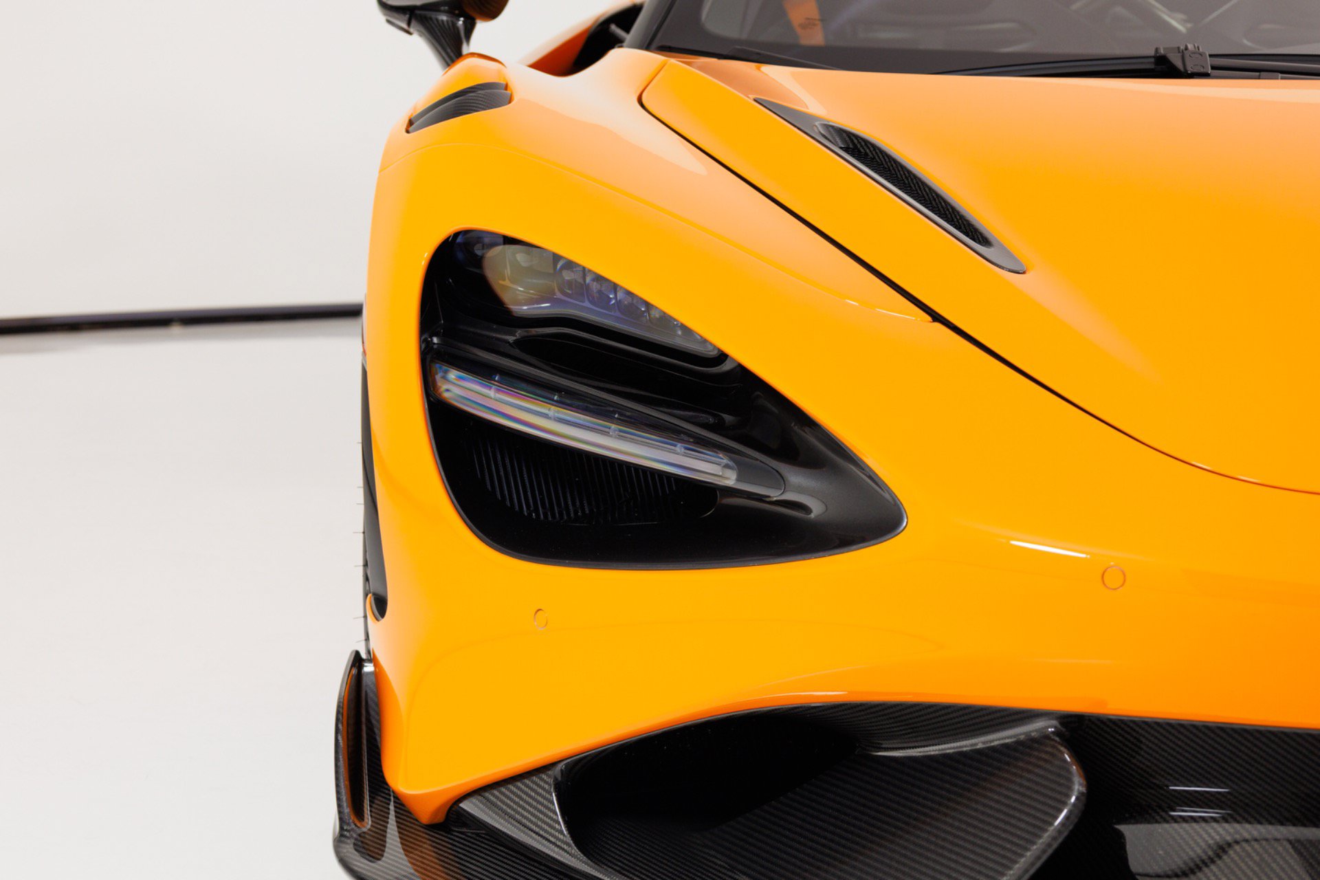 Used 2021 McLaren 765LT RWD image 66