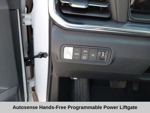 New 2026 GMC Terrain Elevation w/ Elevation Premium Package image 14