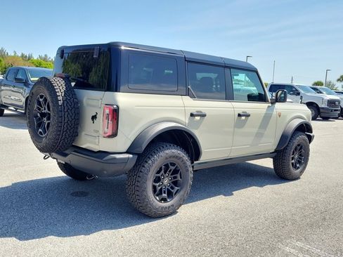 New 2026 Ford Bronco Badlands AWD/4WD image 9