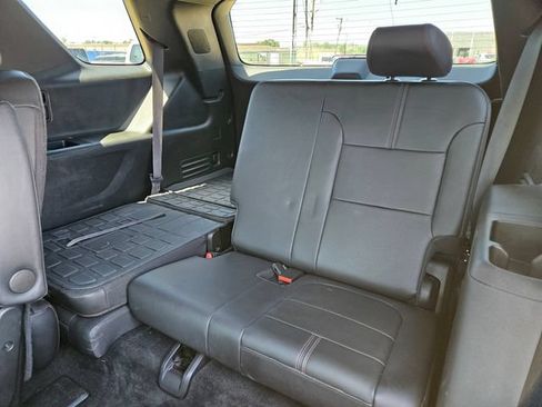 Used 2022 Chevrolet Traverse RS w/ LPO, Floor Liner Package FWD image 7