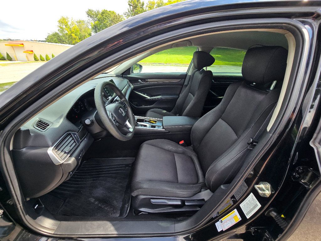 Used 2019 Honda Accord LX image 11