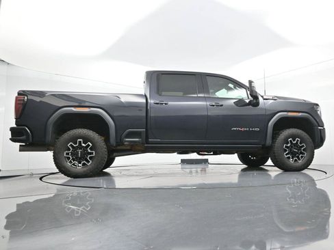 Used 2024 GMC Sierra 2500 AT4X AWD/4WD image 55
