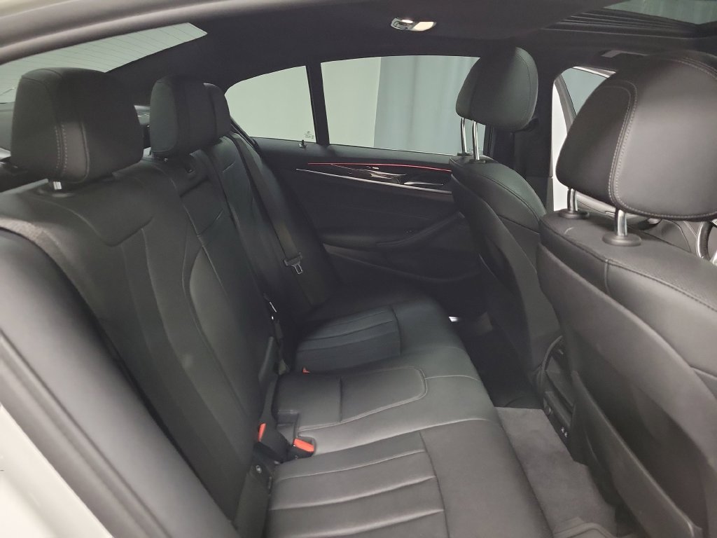 Used 2022 BMW 530i xDrive w/ Convenience Package AWD/4WD image 33