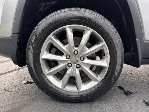 Used 2014 Jeep Cherokee Limited AWD/4WD image 10