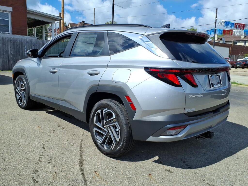 New 2026 Hyundai Tucson SEL Plus w/ Tow & Go Package AWD/4WD image 4