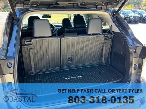 Used 2022 Toyota Highlander XLE image 25