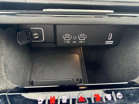 Used 2022 Jeep Wagoneer Series II w/ Premium Group I image 24