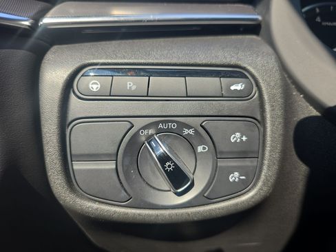 Used 2023 INFINITI QX50 Luxe AWD/4WD image 26