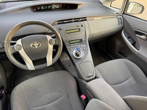Used 2011 Toyota Prius Two FWD image 5